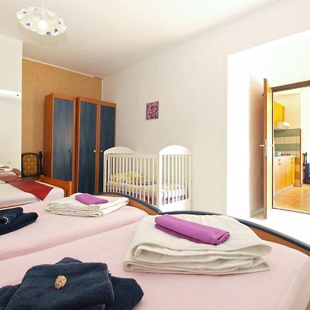 Apartments Davor 1676 Banjole Ngoại thất bức ảnh