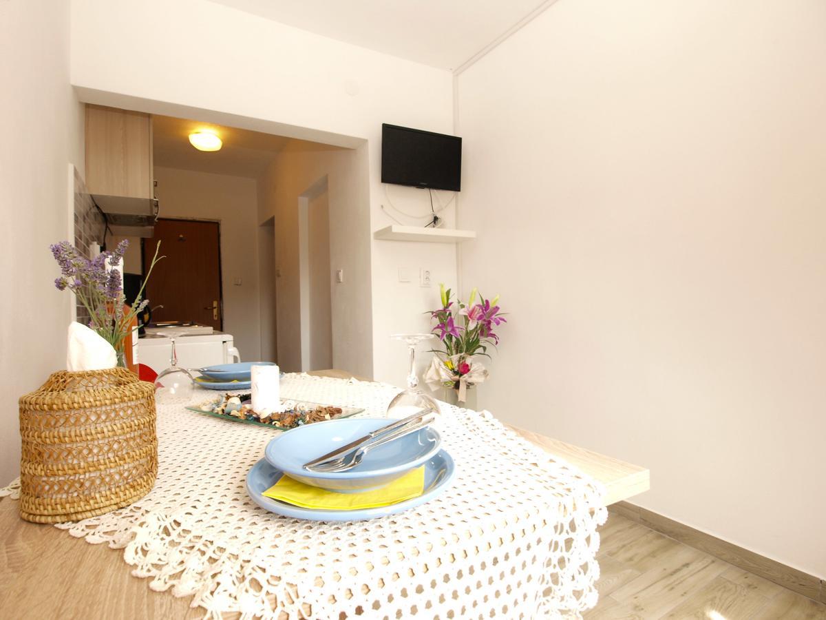 Apartments Davor 1676 Banjole Ngoại thất bức ảnh