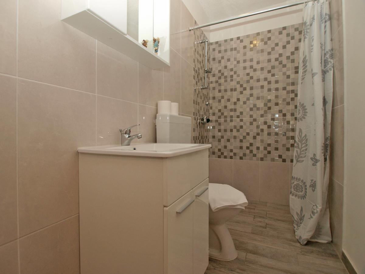 Apartments Davor 1676 Banjole Ngoại thất bức ảnh