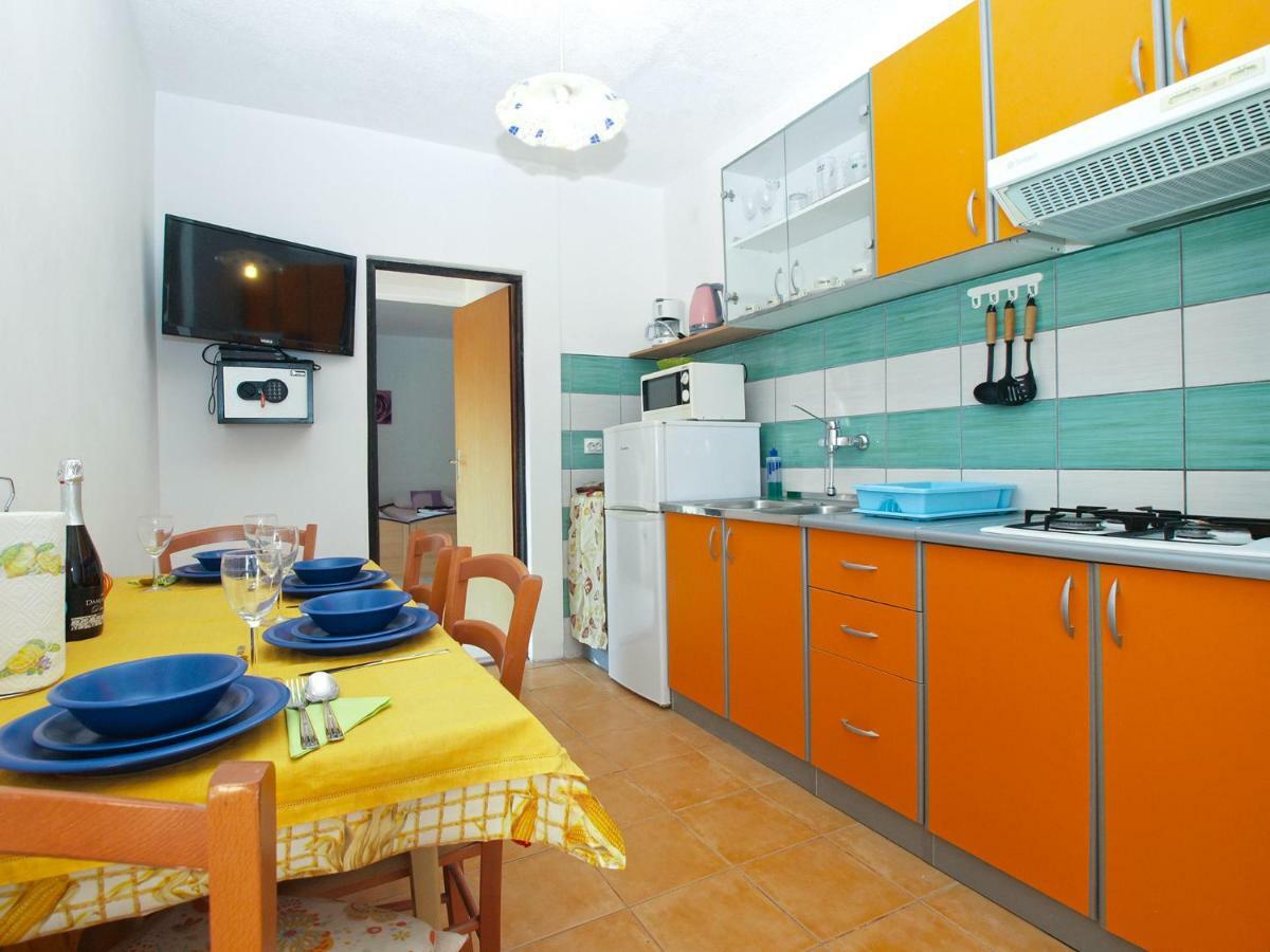 Apartments Davor 1676 Banjole Ngoại thất bức ảnh