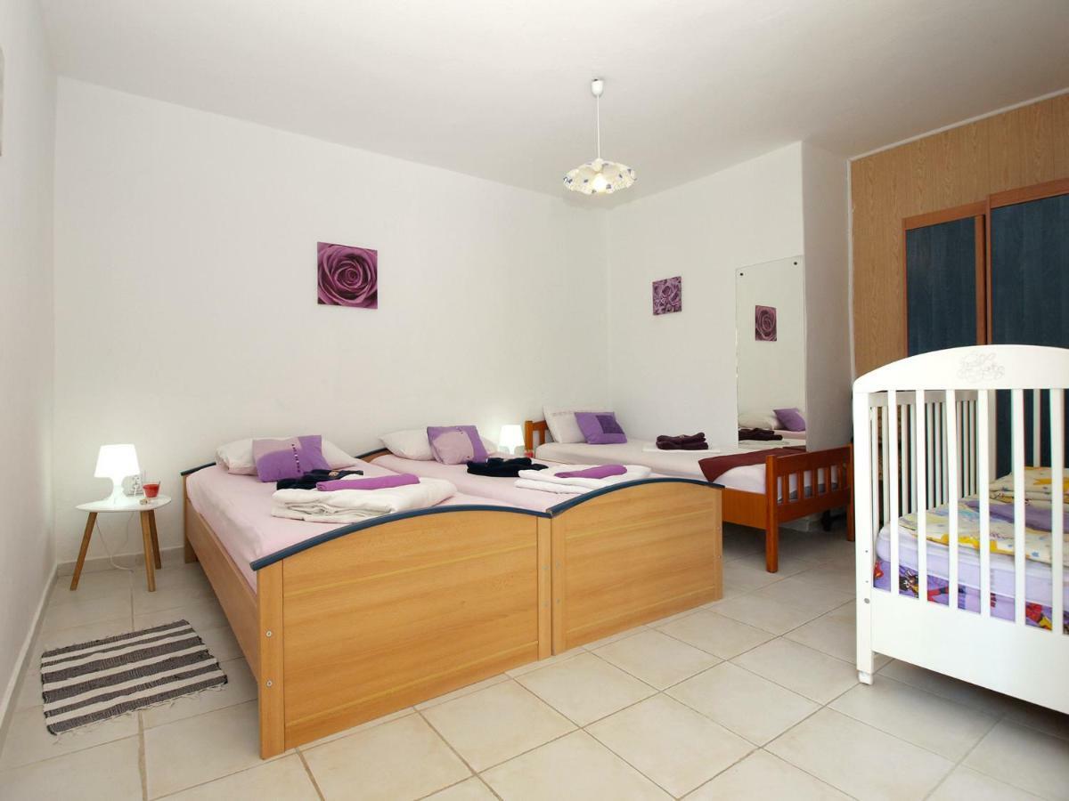 Apartments Davor 1676 Banjole Ngoại thất bức ảnh